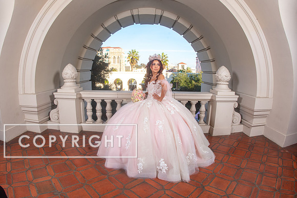 Lizette-220