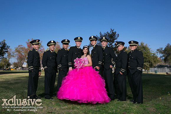 Quinceanera profesional photographer in Los Banos California