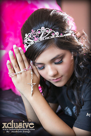 Quinceanera profesional photographer in Los Banos California